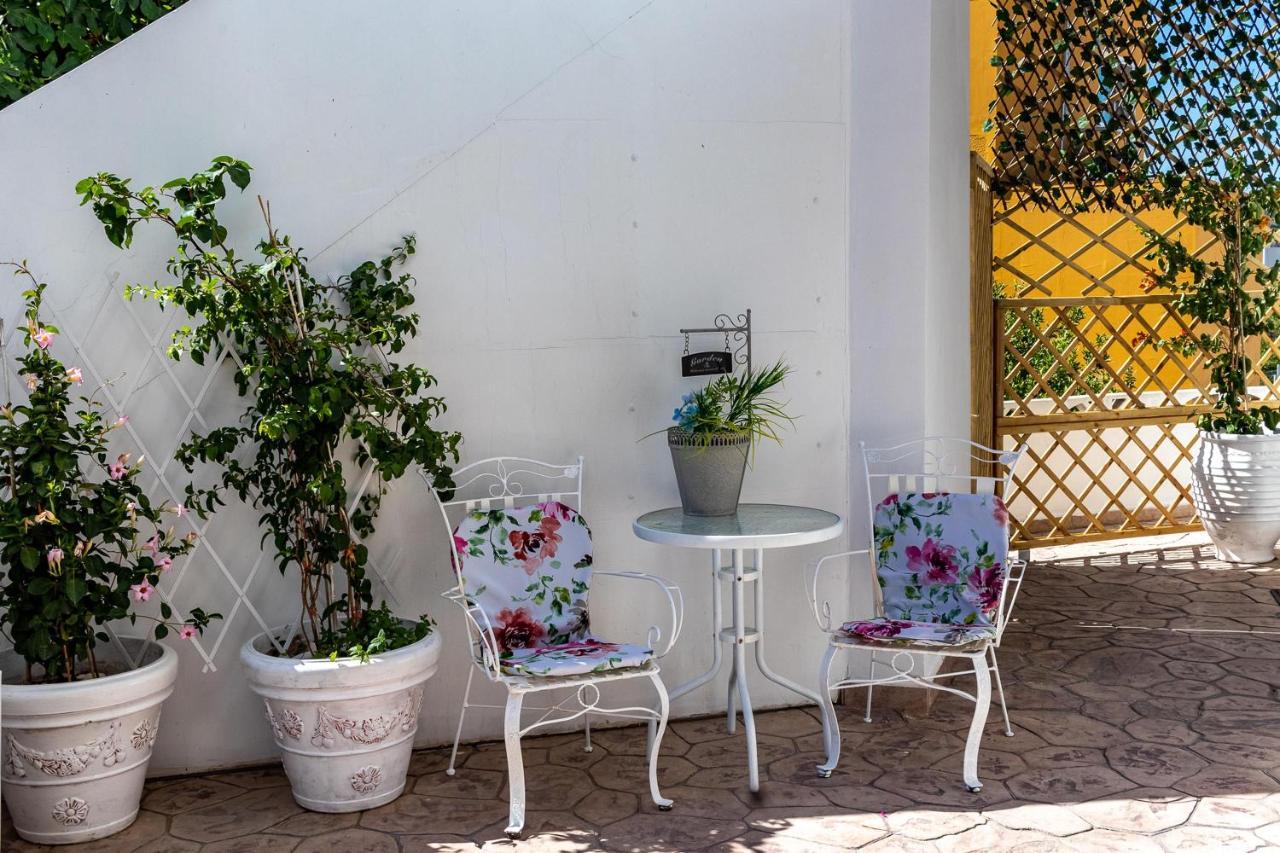 Evi'S Afandou Suite Luaran gambar