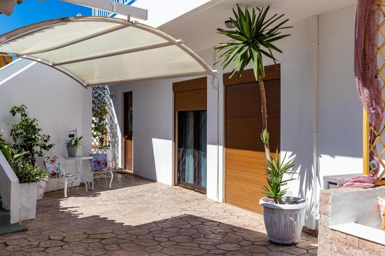 Evi'S Afandou Suite Luaran gambar