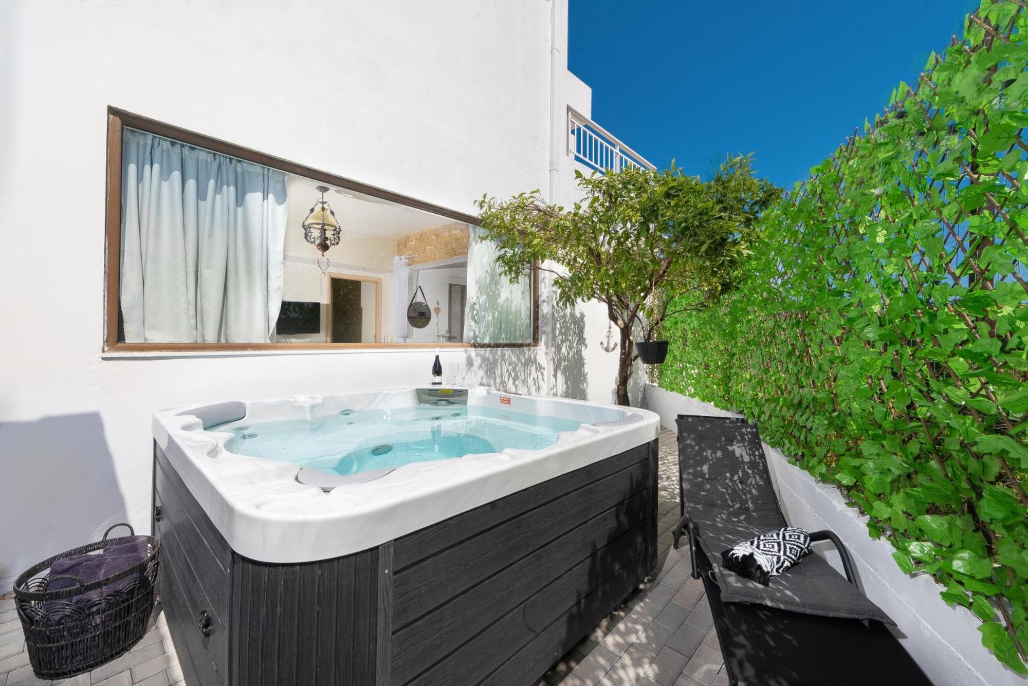 Evi'S Afandou Suite Luaran gambar